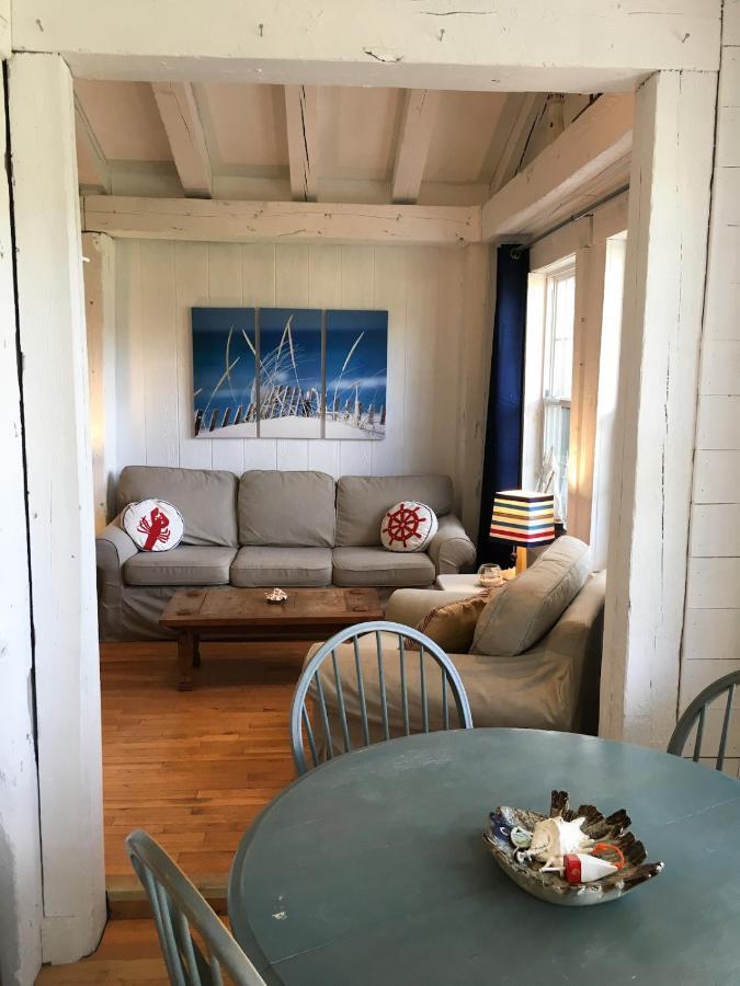 Larinda'S Landing Oceanfront Cottages Halifax Exterior photo